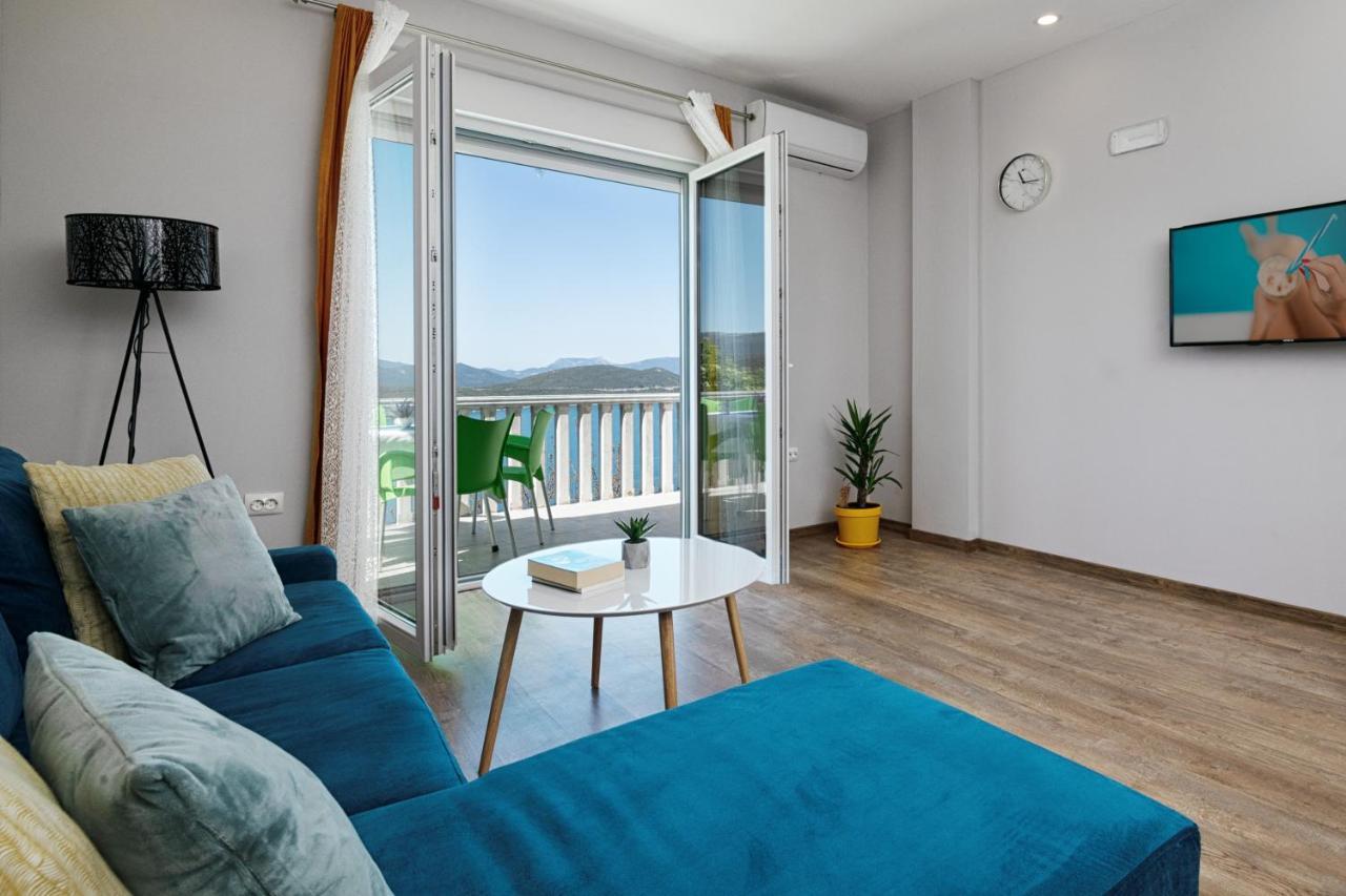 Apartments Leona Neum Exterior photo